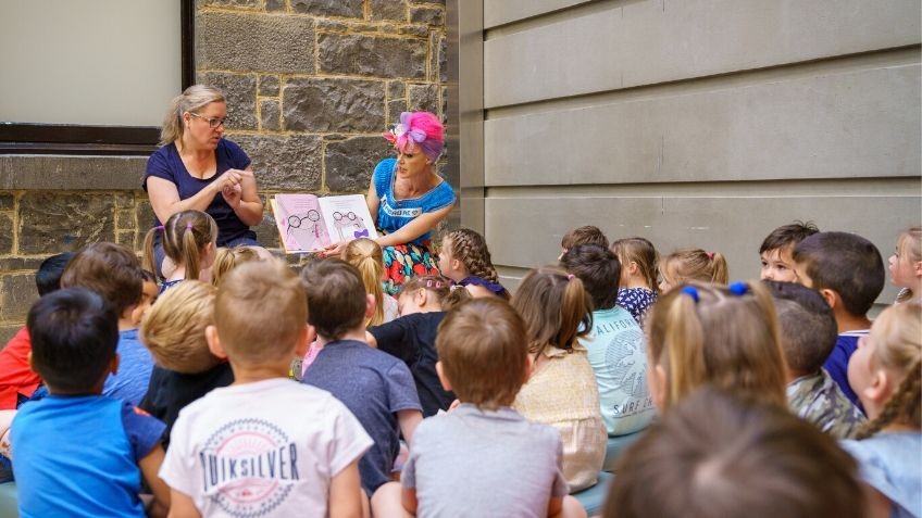 Storytime sessions (SLV) [Melbourne]